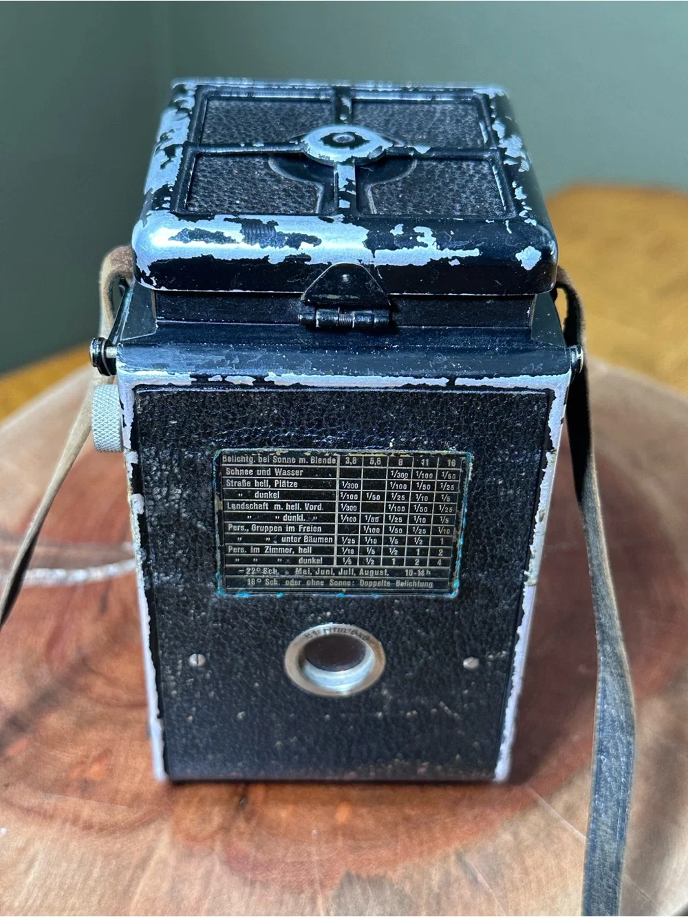 1930s German Rolleiflex TLR Camera - Old Standard